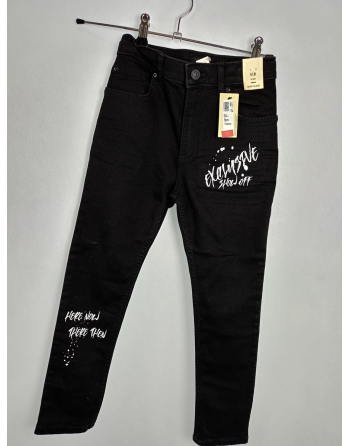 CZARNE SKINNY Z NAPISAMI B2427
