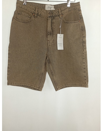 BRĄZOWE SPODENKI B4870